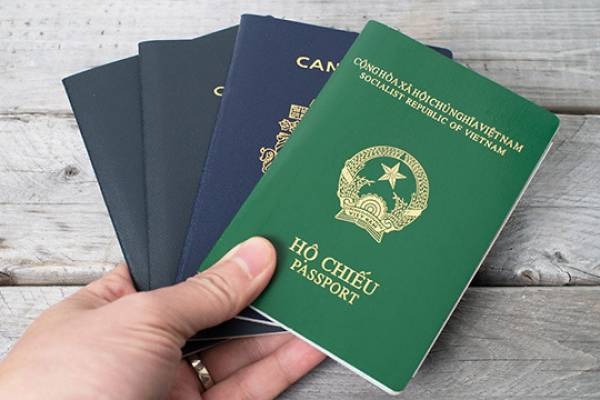 Chứng minh thư cũ có làm được hộ chiếu không? 2025