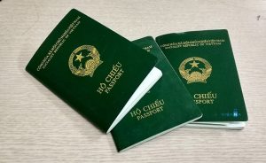 hộ chiếu ghép bố mẹ